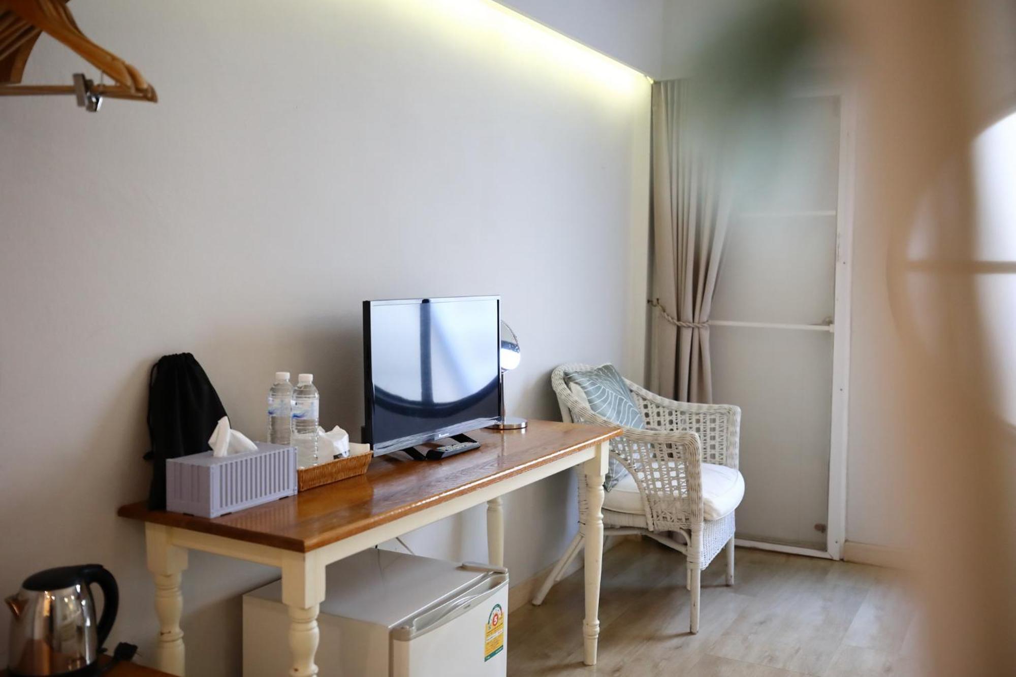 Poshtel Haven Bed and Breakfast Chiang Mai Exteriör bild