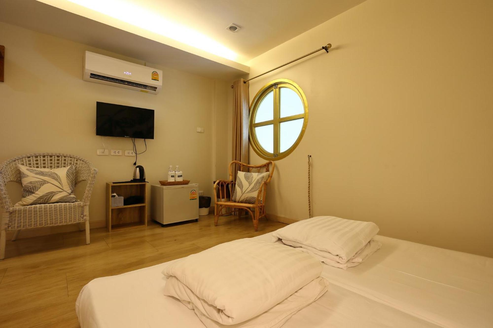 Poshtel Haven Bed and Breakfast Chiang Mai Exteriör bild