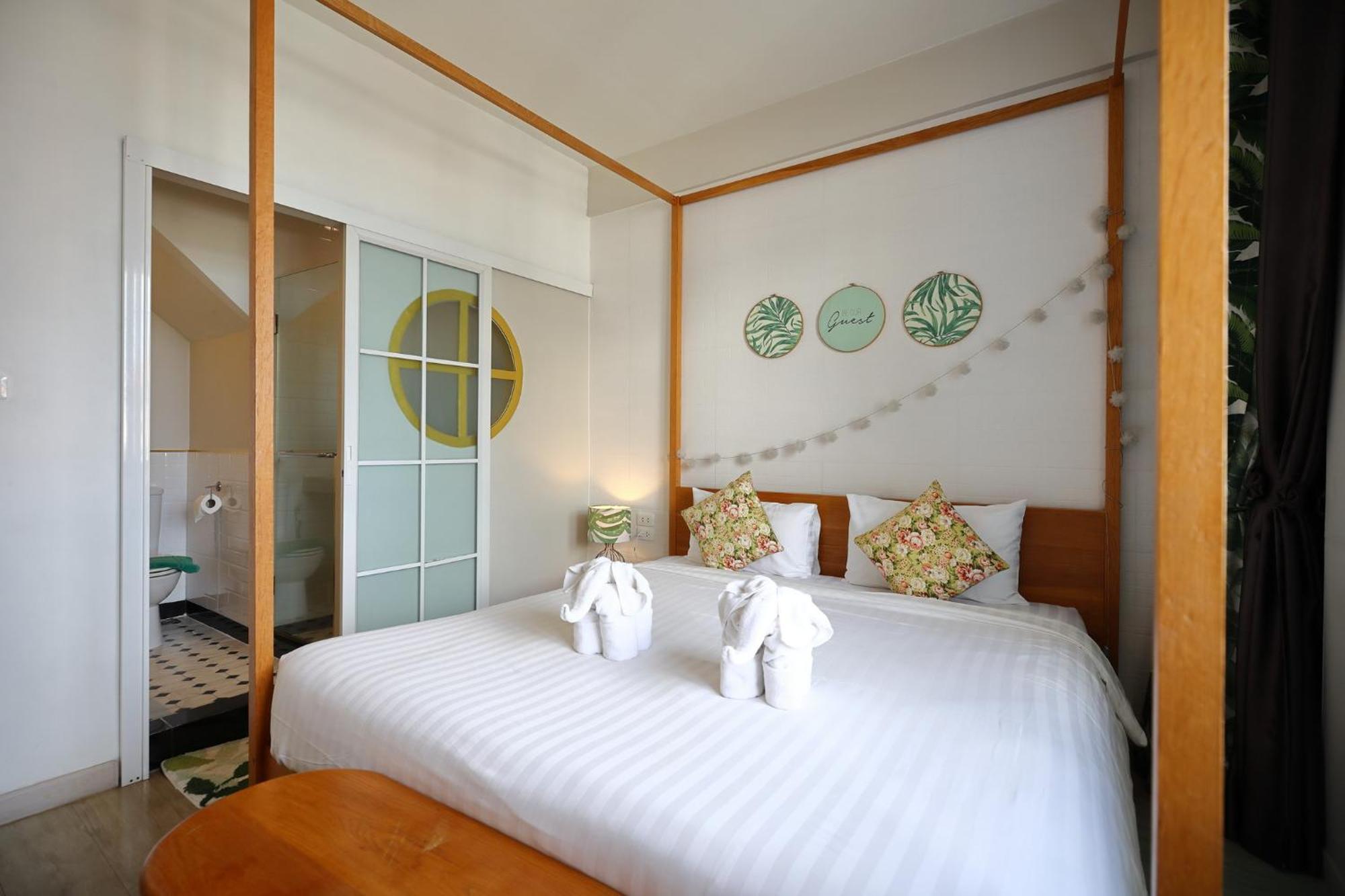 Poshtel Haven Bed and Breakfast Chiang Mai Exteriör bild