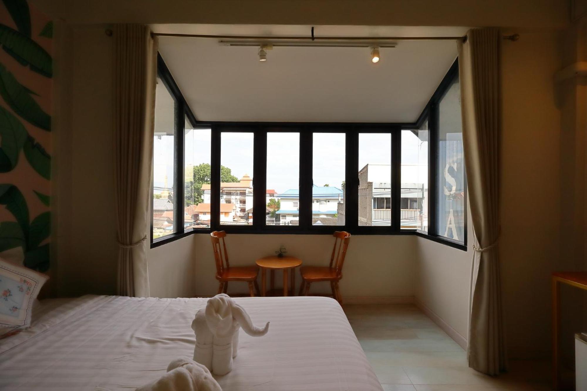 Poshtel Haven Bed and Breakfast Chiang Mai Exteriör bild